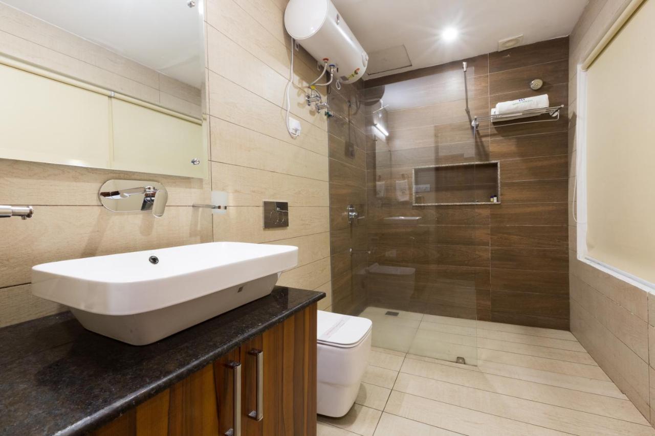 Hotel Trinity Heights МакЛеод Ганж Екстериор снимка
