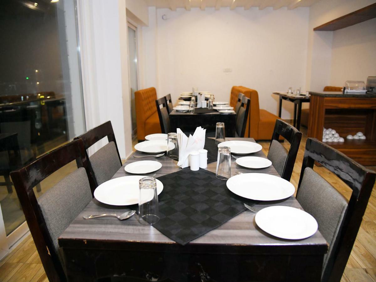 Hotel Trinity Heights МакЛеод Ганж Екстериор снимка