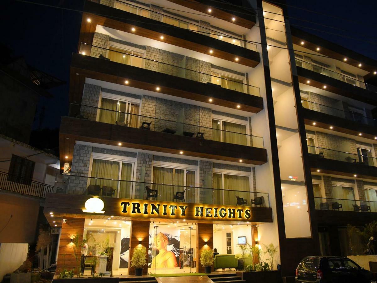 Hotel Trinity Heights МакЛеод Ганж Екстериор снимка